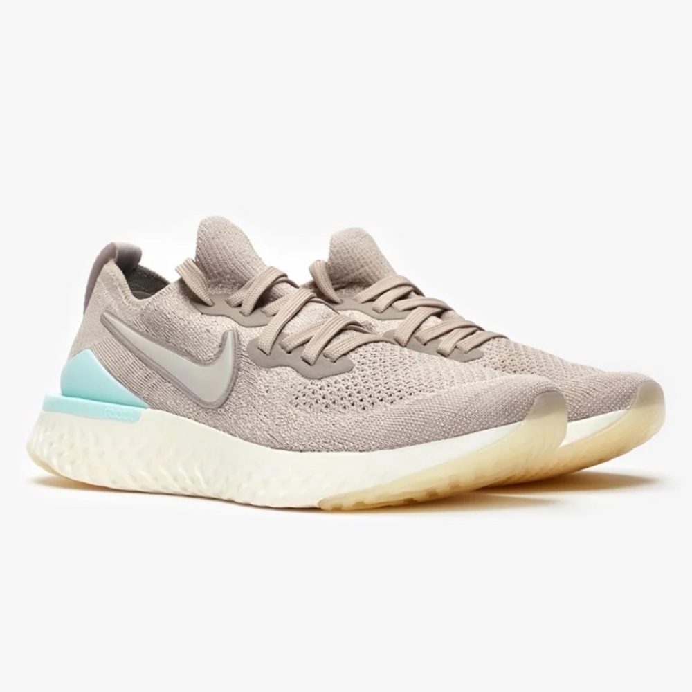 Brand New In Box Nike Epic React Flyknit 2 Sneakers Never Worn Gray Blue